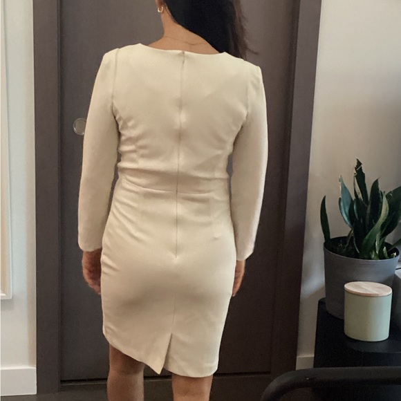 Cream dress new without tag - Picture 2 of 3